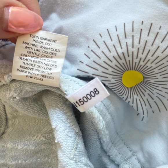 HAPPY NATURE Kate Hudson Light Denim Chevron High  Waist Shorts 4 - Picture 11 of 11